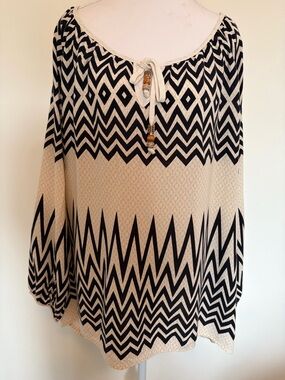 #602 Cato Black and Cream Chevron Tie-Front Peasant Top